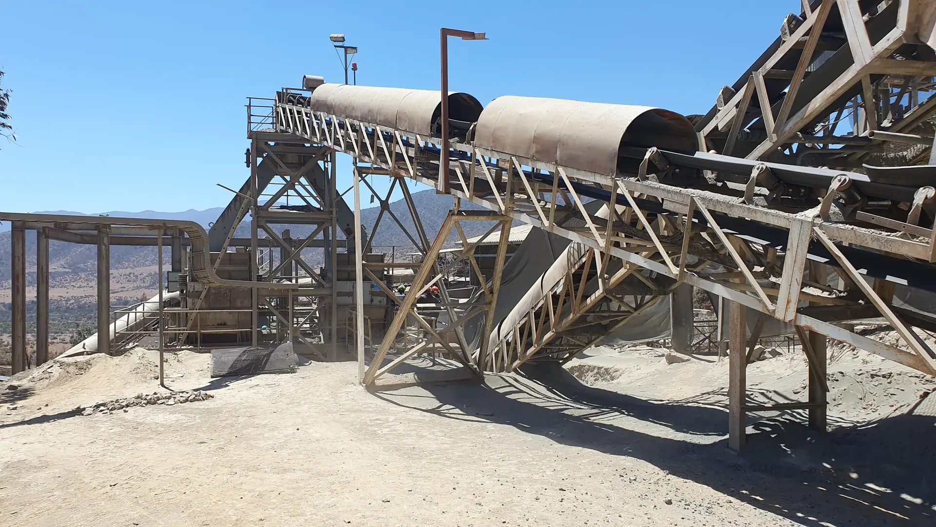 Sistema de correas para transporte de mineral